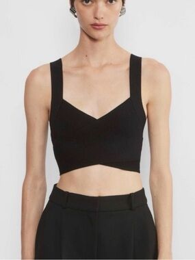 Aritzia Babaton Sculpt Knit “Greek” Black Cropped Tank